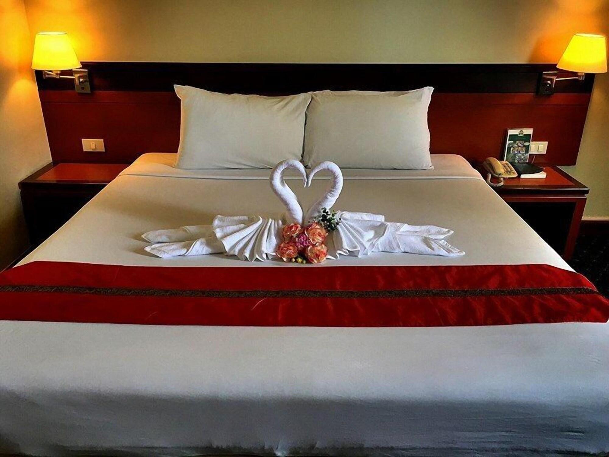 Hatyai Golden Crown Hotel Hat Yai Esterno foto