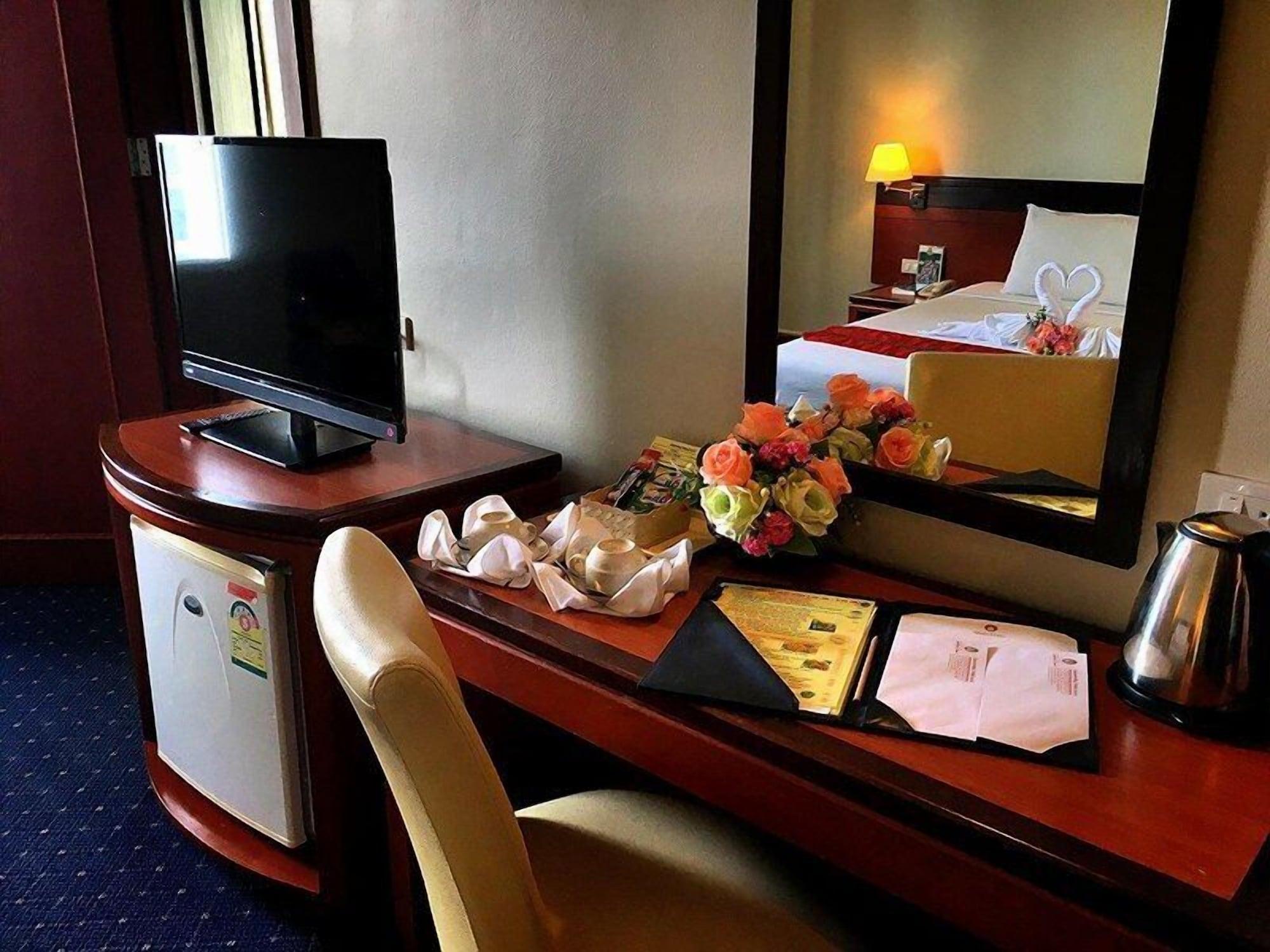 Hatyai Golden Crown Hotel Hat Yai Esterno foto