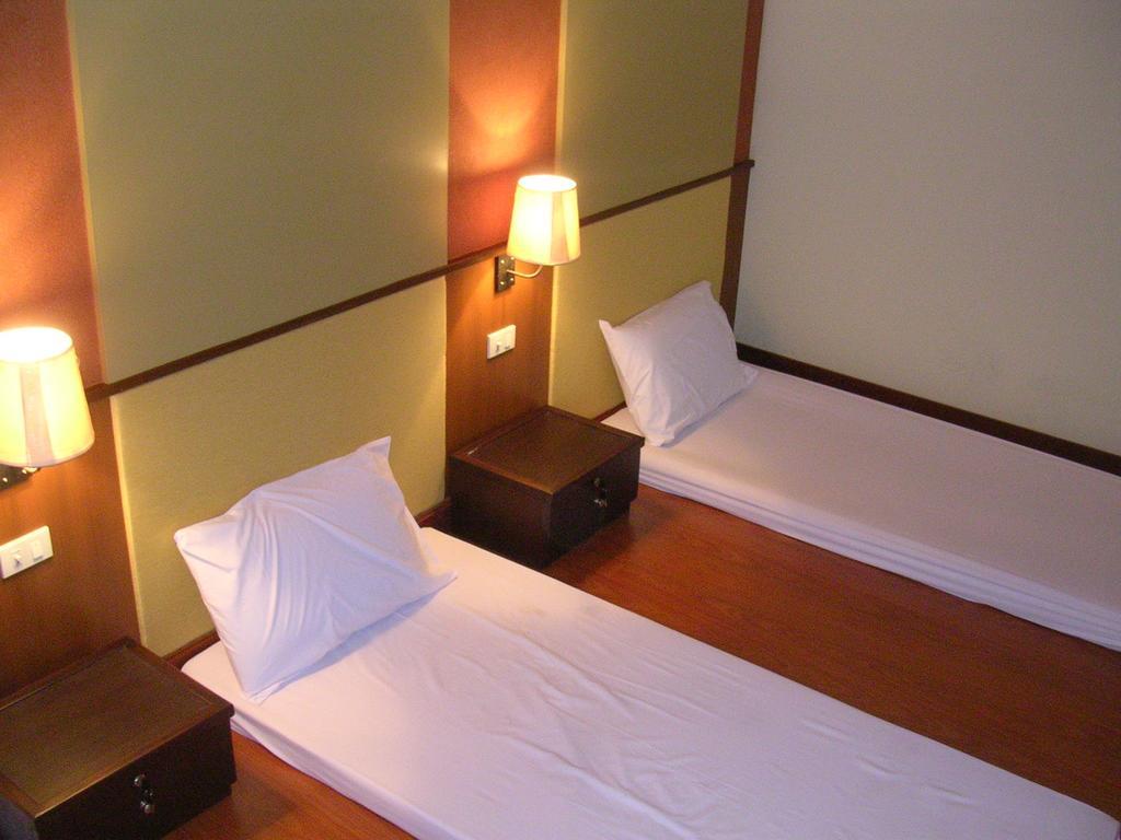 Hatyai Golden Crown Hotel Hat Yai Esterno foto